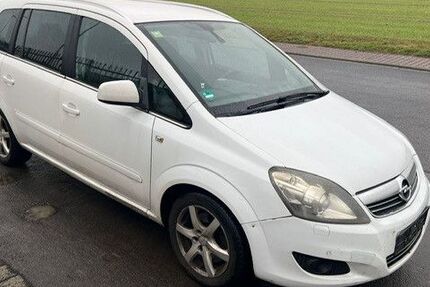 Opel Zafira 204.598 km 2.490 &euro; Hanau 63452