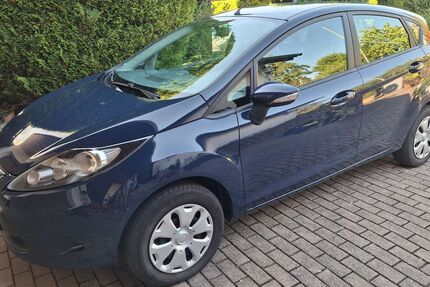 Ford Fiesta 60.000 km 2.900 &euro; Moorenweis 82272