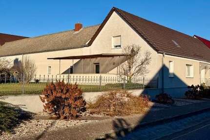 Haus Niemegk - 6 Zimmer, 190 m&sup2;, 280.000&euro; | Angebot:24422210