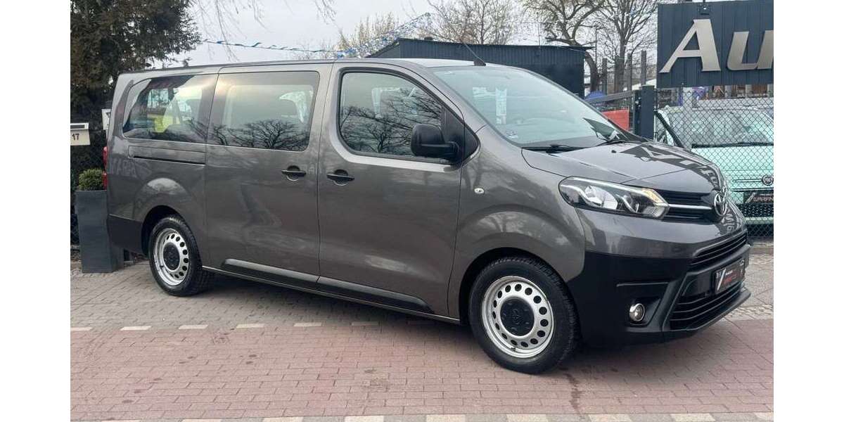 Toyota Proace 378.116 km 11.990 &euro; Berlin 13127