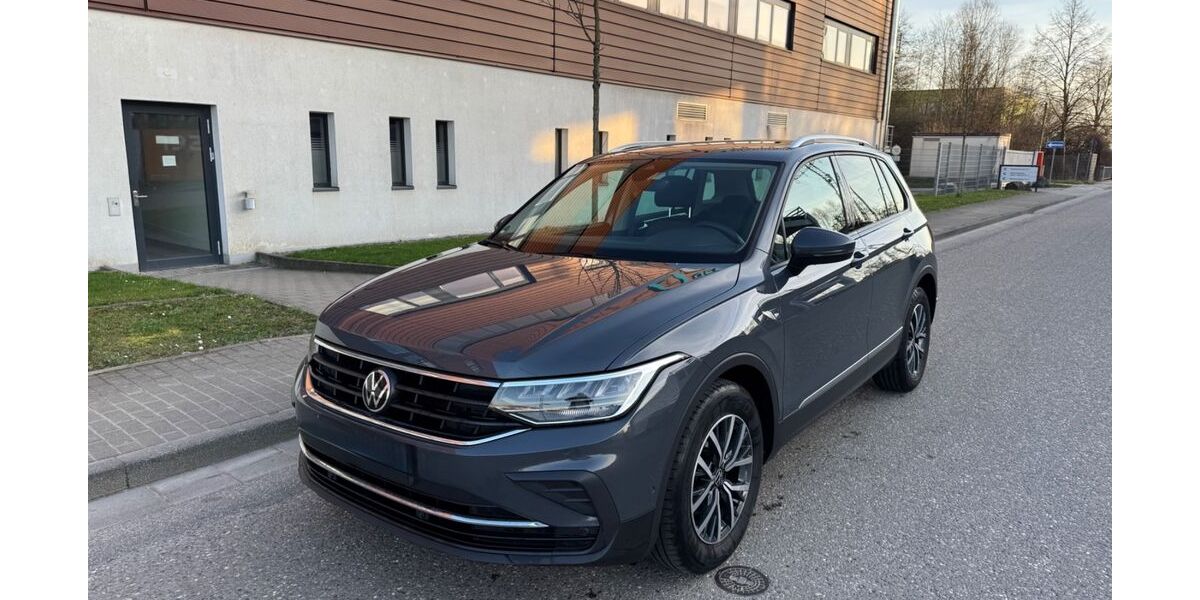 VW Tiguan 198.000 km 17.900 &euro; Lahr 77933