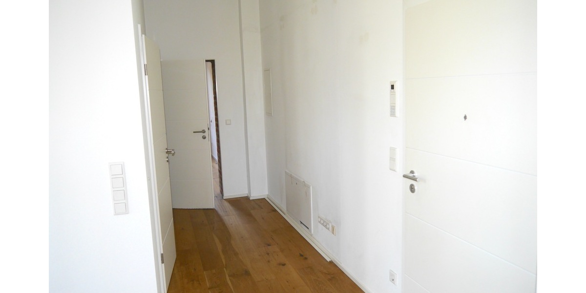 SG, komfortable 85m² 2 Zi. Loftwohnung in Zentrumsnähe, Balkon, Stellplatz, EBK - Loft - Studio - Atelier Solingen Mitte | Angebot:26855412
