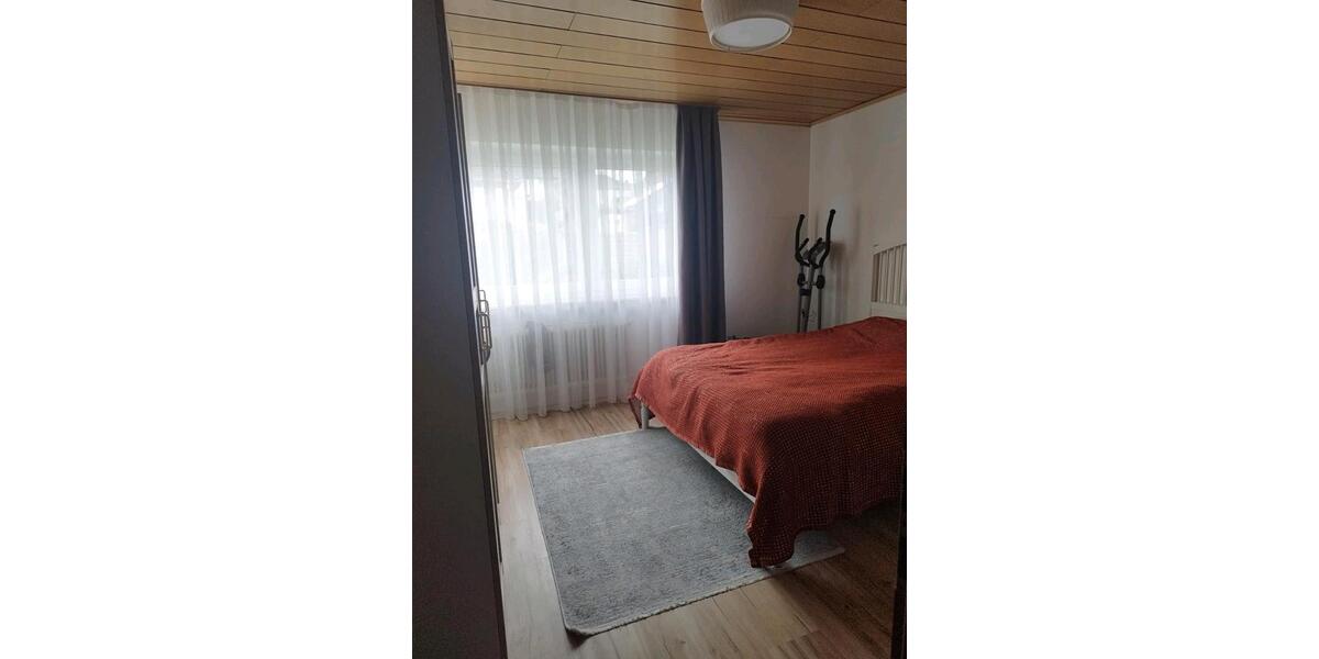 Einfamilienhaus Bad Hersfeld - 6 Zimmer, 147 m&sup2;, 1.090&euro; | Angebot:26183186