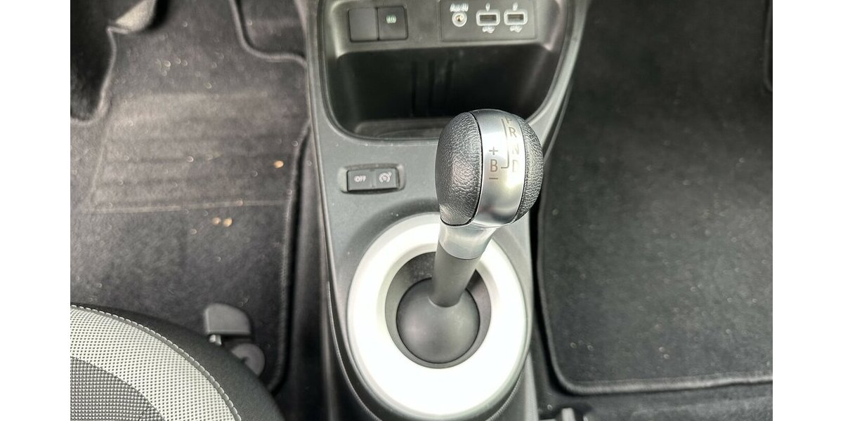 Renault Twingo Equilibre Electric / Sitzheizung 26.720 km 12.690 &euro; Donauwörth 86609