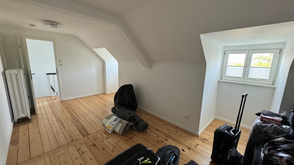 Etagenwohnung Weimar Ehringsdorf - 4.5 Zimmer, 145 m&sup2;, 1.700&euro; | Angebot:22011498