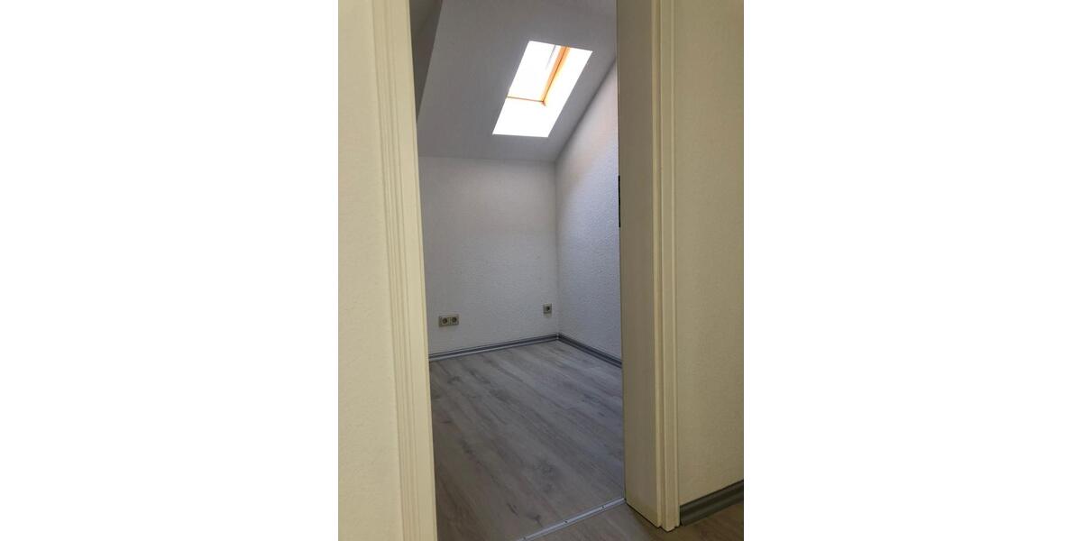 Mehrfamilienhaus, Wohnhaus Suhl - 9 Zimmer, 260 m&sup2;, 295.000&euro; | Angebot:27109797
