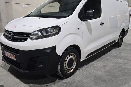 Opel Vivaro 279.556 km 8.330 &euro; Deggendorf 94469
