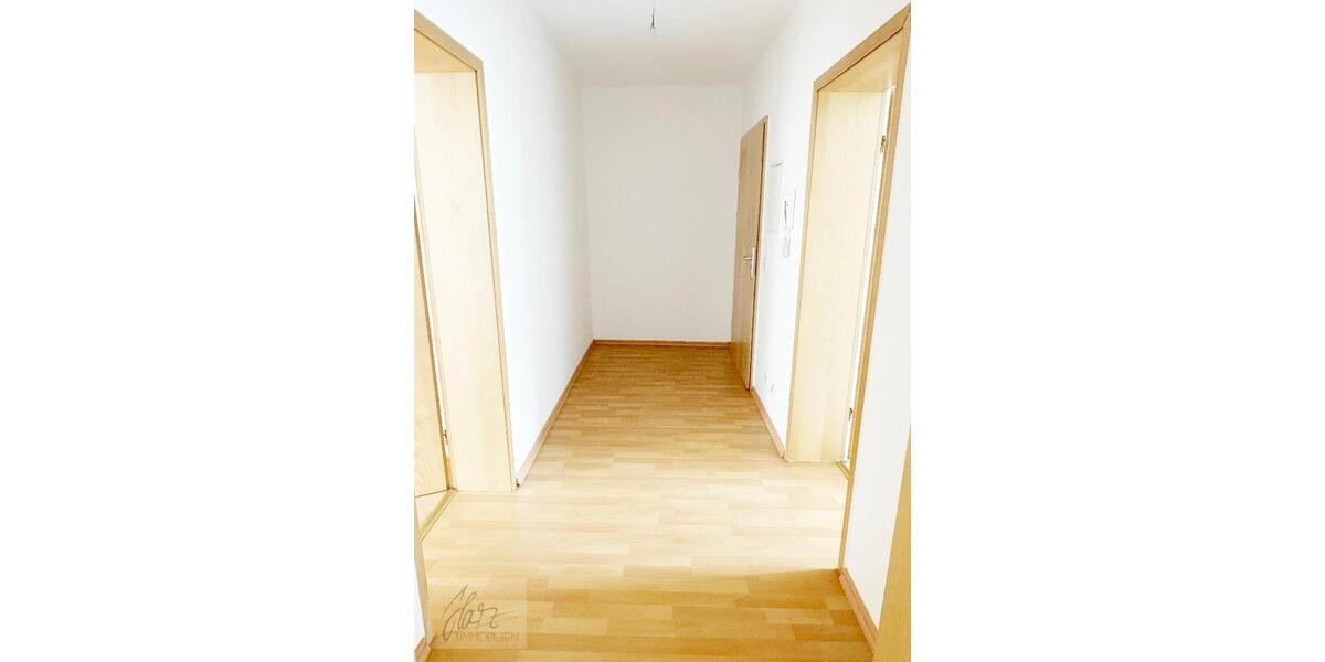 Etagenwohnung Riesa - 1 Zimmer, 45 m&sup2;, 280&euro; | Angebot:26400672