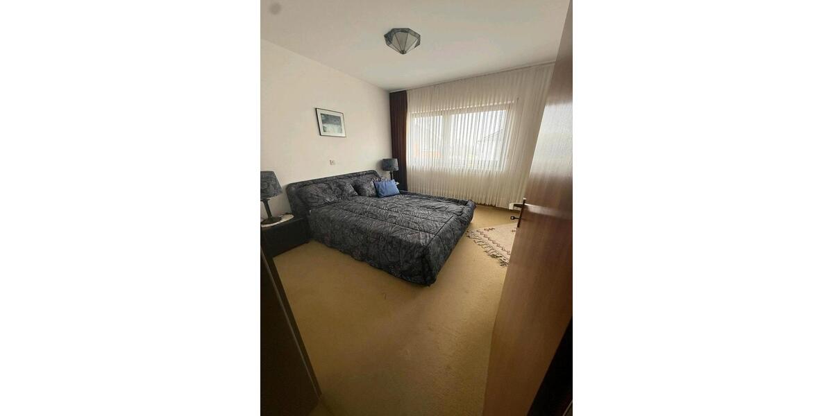 Reihenhaus Bornheim - 8 Zimmer, 137 m&sup2;, 440.000&euro; | Angebot:25422676