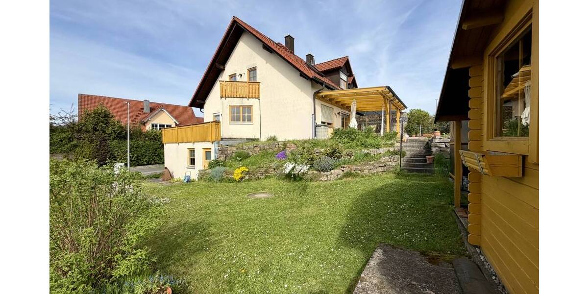 Doppelhaushälfte Hirschaid Seigendorf - 6 Zimmer, 166 m&sup2;, 570.000&euro; | Angebot:26433341