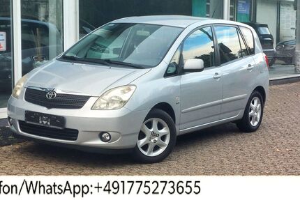 Toyota Corolla Verso 165.000 km 3.490 € Wesel 46485
