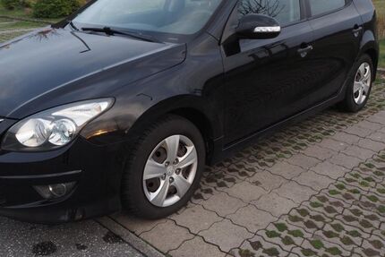 Hyundai i30 214.982 km 4.700 &euro; Lübeck 23558