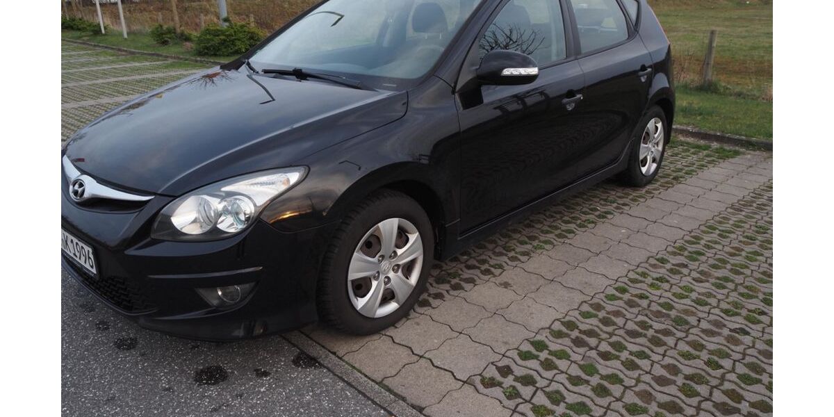 Hyundai i30 214.982 km 5.000 &euro; Lübeck 23558