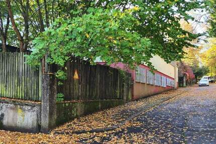 Grundstück im Zentrum von NeunkirchenSaar mit interessanten Möglichkeiten zimmer