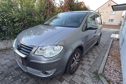 VW Touran 237.000 km 2.999 &euro; Erlenbach Am Main 63906