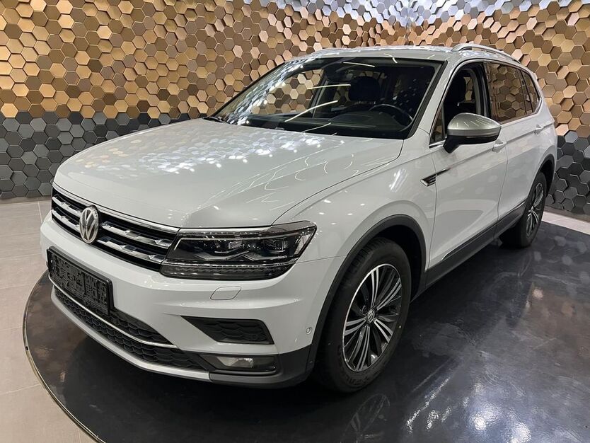 VW Tiguan Allspace 183.260 km 23.948 € Eisenberg 67304
