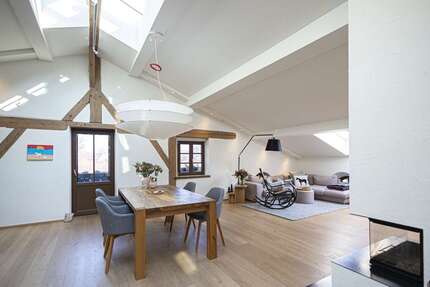 Wohnung Holzkirchen - 3 Zimmer, 147 m&sup2;, 1.250.000&euro; | Angebot:25476147