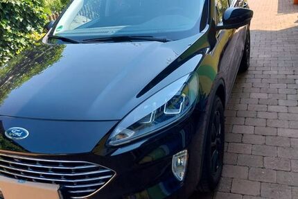 Ford Kuga 97.000 km 15.700 &euro; Willmering 93497