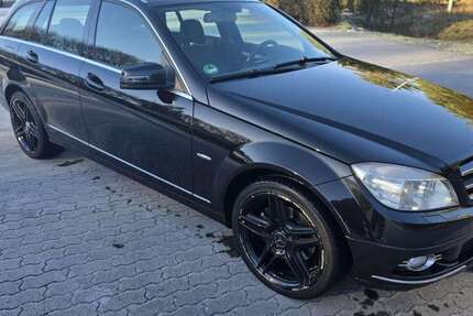 Mercedes-Benz 200 112.000 km 7.900 &euro; Eberswalde 16227