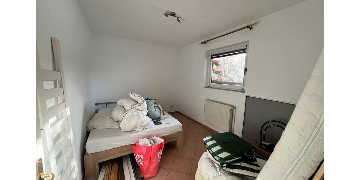 Etagenwohnung Löwenberger Land - 2.5 Zimmer, 72 m&sup2;, 650&euro; | Angebot:25719380