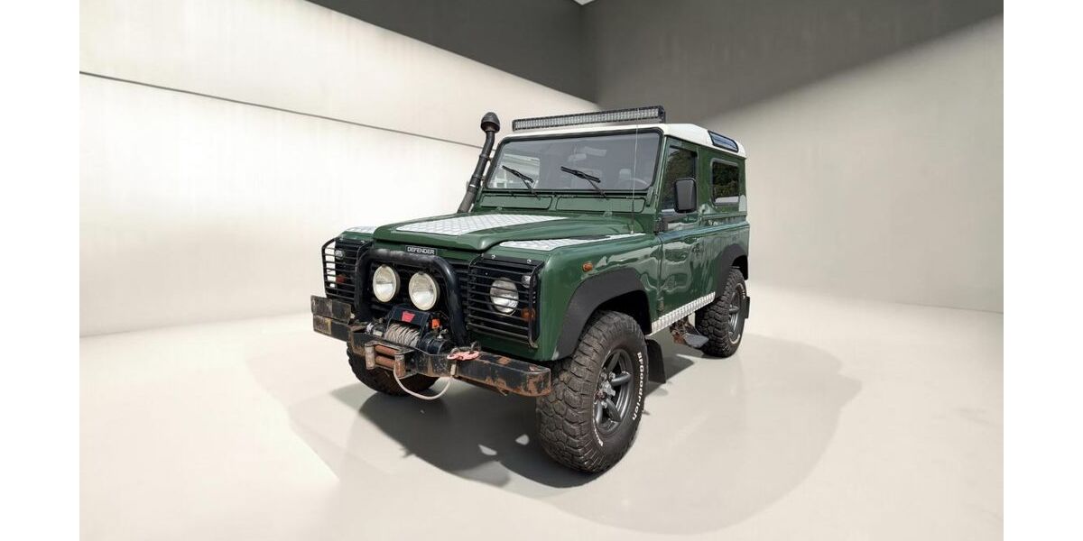 Land Rover Defender 170.000 km 17.999 &euro; Speyer 67346