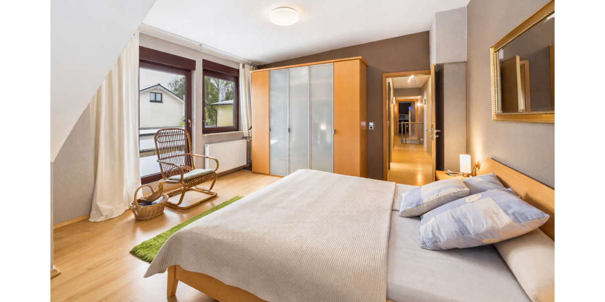 Mehrfamilienhaus, Wohnhaus Hagen Emst - 9 Zimmer, 280 m&sup2;, 494.000&euro; | Angebot:25837443