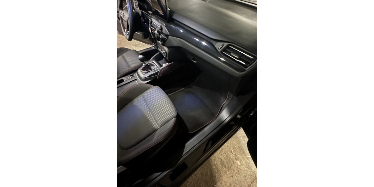 Ford Focus 35.099 km 19.600 &euro; Köln 50667