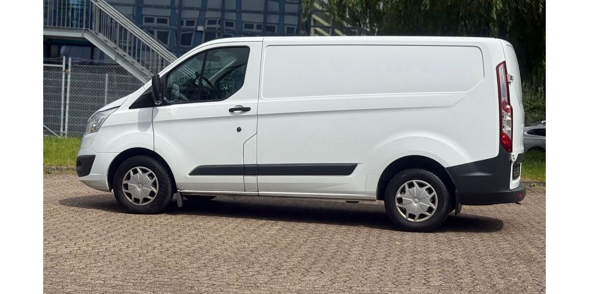 Ford Transit Custom 156.800 km 8.600 &euro; Hannover 30179