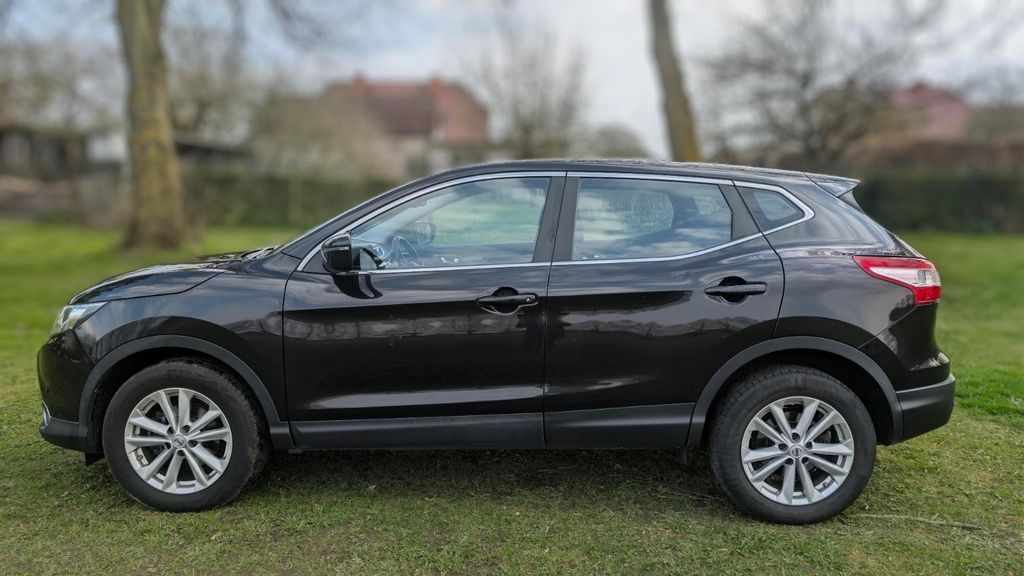 Nissan Qashqai 174.336 km 8.950 &euro; Bad Doberan 18209