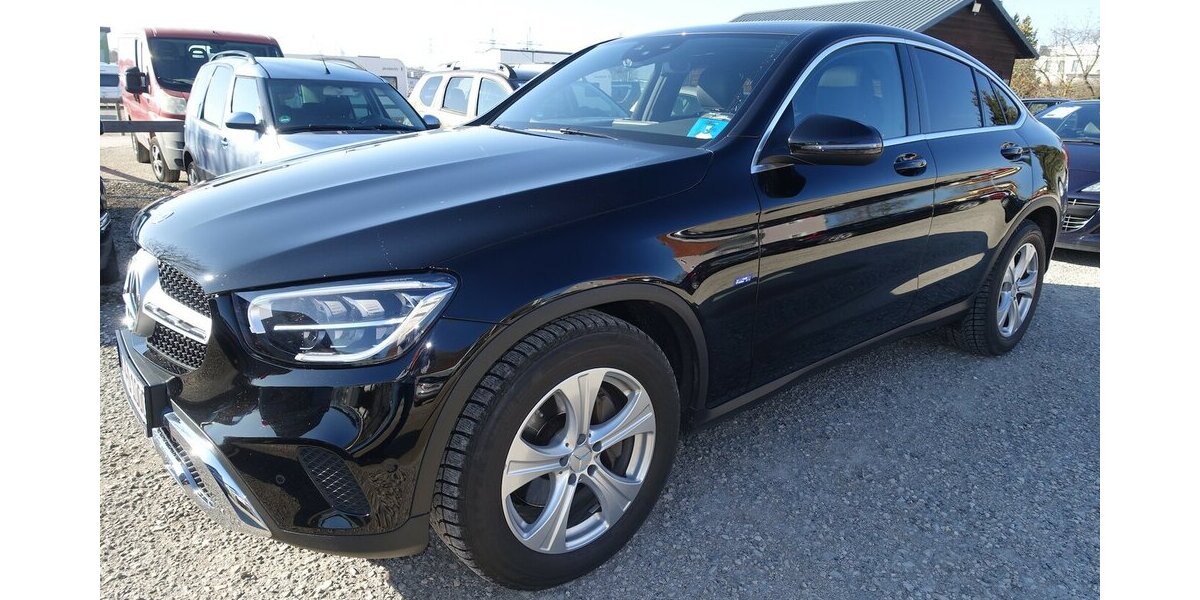 Mercedes-Benz GLC 300 Coupe d 4Matic AHK Pano 19´ Kamera LED Bur 48.000 km 47.950 &euro; Neumarkt/OPf 92318