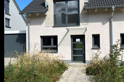 Schlüsselfertiger Neubau mit moderner Ausstattung