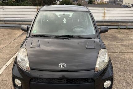 Daihatsu Sirion 91.000 km 3.900 € Leverkusen 51373