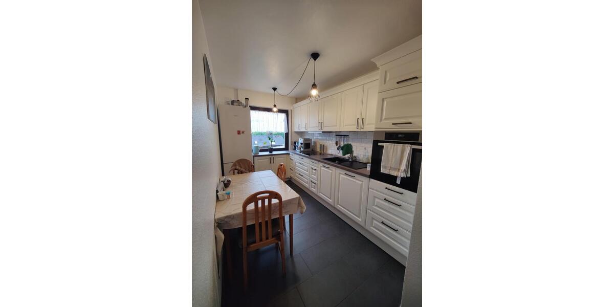 Etagenwohnung Rösrath - 4 Zimmer, 82 m&sup2;, 295.000&euro; | Angebot:24583514