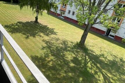 3 Zimmer Mietwohnung, 84qm mit PKW Stellplatz in Hanau Kessel