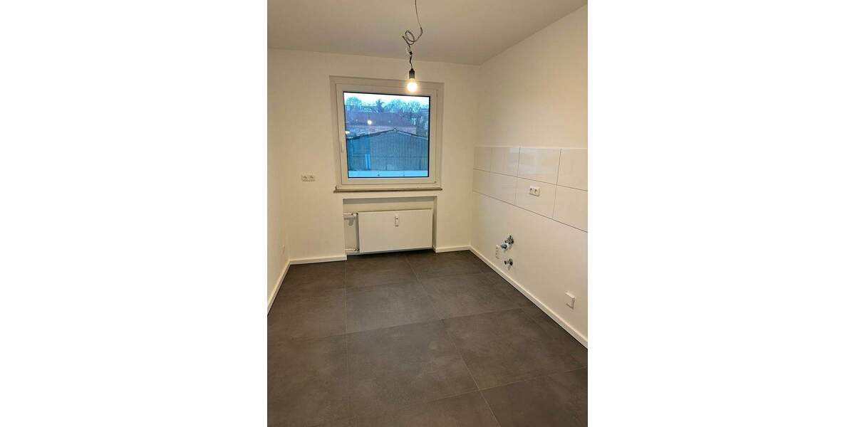 Etagenwohnung Mülheim an der Ruhr Saarn/Mintard - 4 Zimmer, 105 m&sup2;, 1.215&euro; | Angebot:24577556