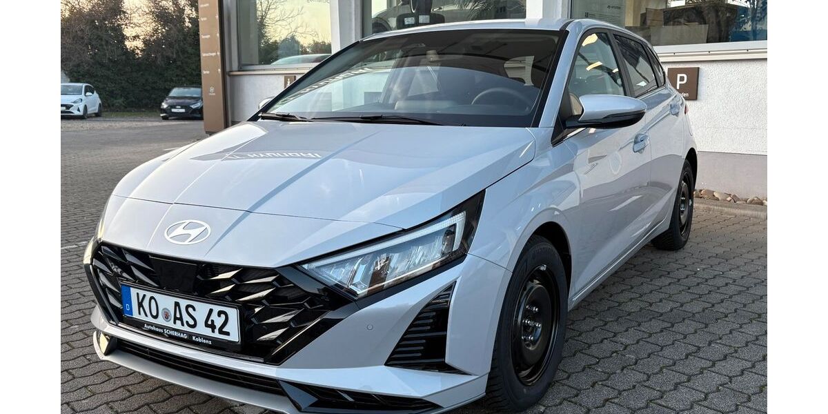 Hyundai i20 3.000 km 23.490 &euro; Koblenz 56072
