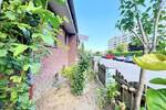 Praktisches Zweifamilienhaus mit Ausblick ins Grüne