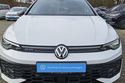VW Golf 5.850 km 37.998 € Bad Saulgau 88348