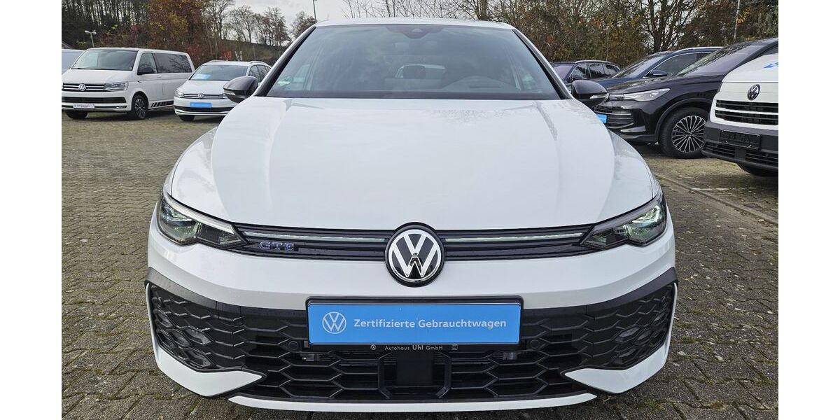 VW Golf 5.850 km 37.998 € Bad Saulgau 88348