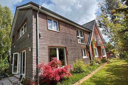 Haus Aurich - 7 Zimmer, 207 m&sup2;, 475.000&euro; | Angebot:26566126