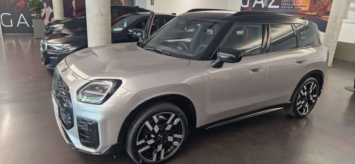 Mini Countryman S All4 30.000 km 40.999 € München 81249