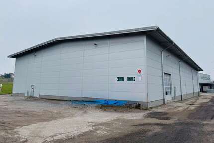 Halle in Großkarolinenfeld 2.599.000 € 2900 m² zimmer