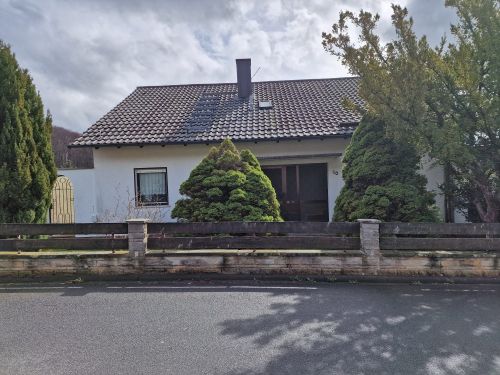 Wohnen wie im Urlaub! Einfamilienhaus in 97656 Oberelsbach-Ginolfs Rhön-Grabfeld, 15 Min. bis Bad Neustadt (ID 10298) - Einfamilienhaus Oberelsbach Oberelsbach | Angebot:21059466
