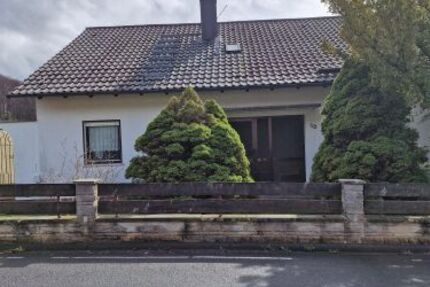 Wohnen wie im Urlaub! Einfamilienhaus in 97656 Oberelsbach-Ginolfs Rhön-Grabfeld, 15 Min. bis Bad Neustadt (ID 10298) - Haus Oberelsbach Oberelsbach | Angebot:21059466