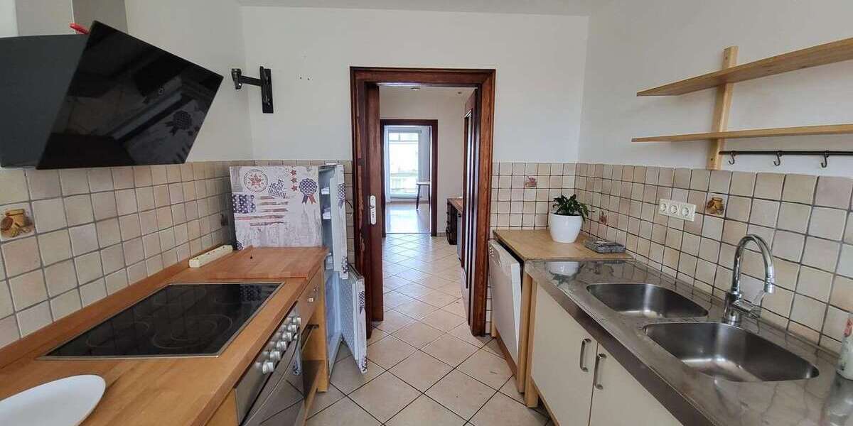 Etagenwohnung Düsseldorf Stadtmitte - 1 Zimmer, 43 m&sup2;, 1.080&euro; | Angebot:26808042