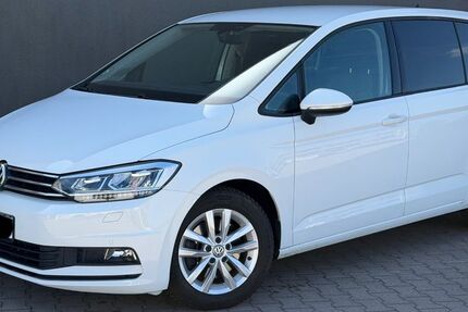 VW Touran 53.500 km 18.900 &euro; Kiel 24143