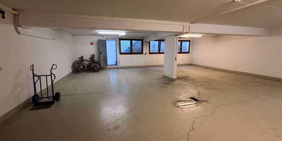 Garagen / Stellplätze Stuttgart Degerloch - 1.500&euro; | Angebot:26838211