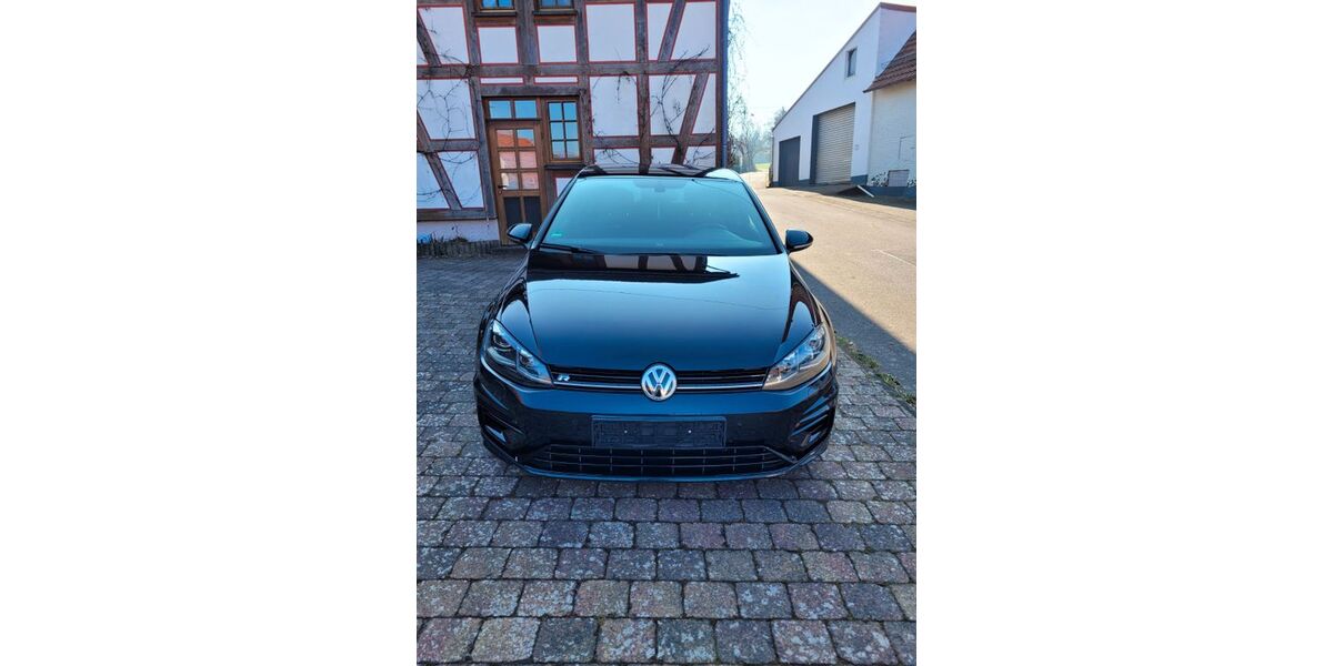 VW Golf 68.300 km 23.400 &euro; Lautertal-Meiches 36369