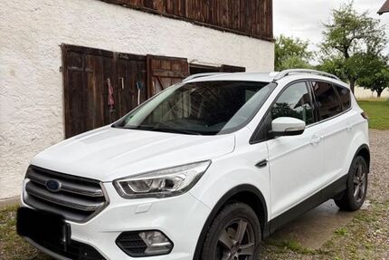Ford Kuga 112.500 km 9.499 &euro; Perach 84567
