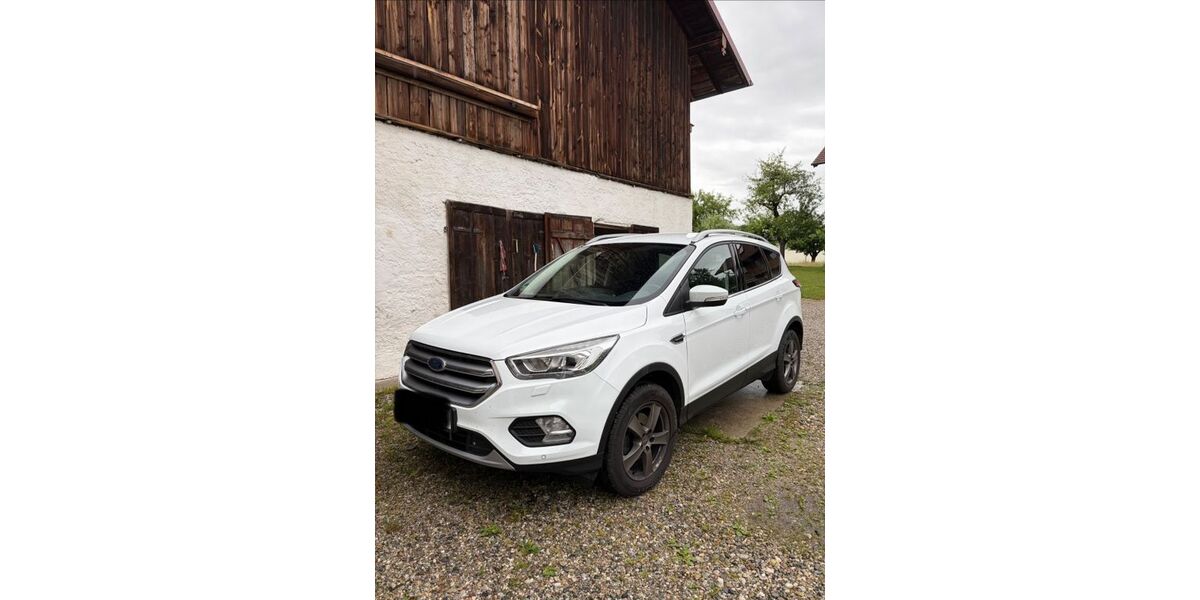 Ford Kuga 112.500 km 9.499 &euro; Perach 84567